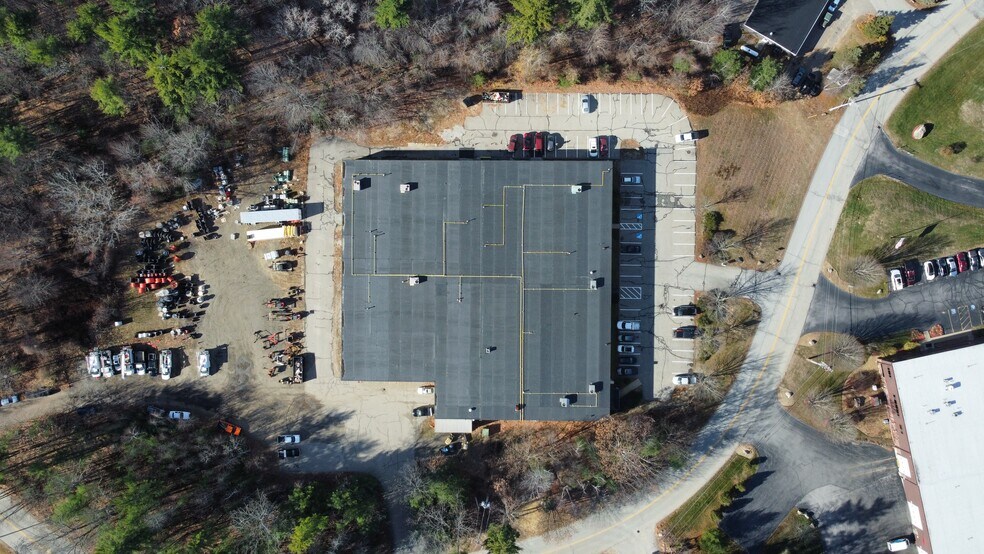 More Photos Of 340 Commerce Way, Pembroke Manufacturing For Sale