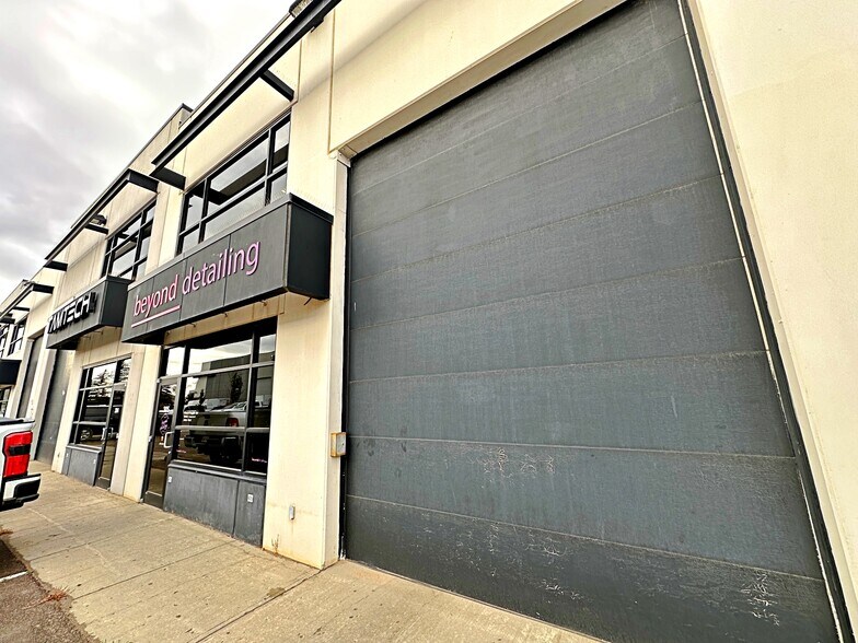 More Photos Of 400 Mackenzie Blvd, Fort McMurray Flex For Sale