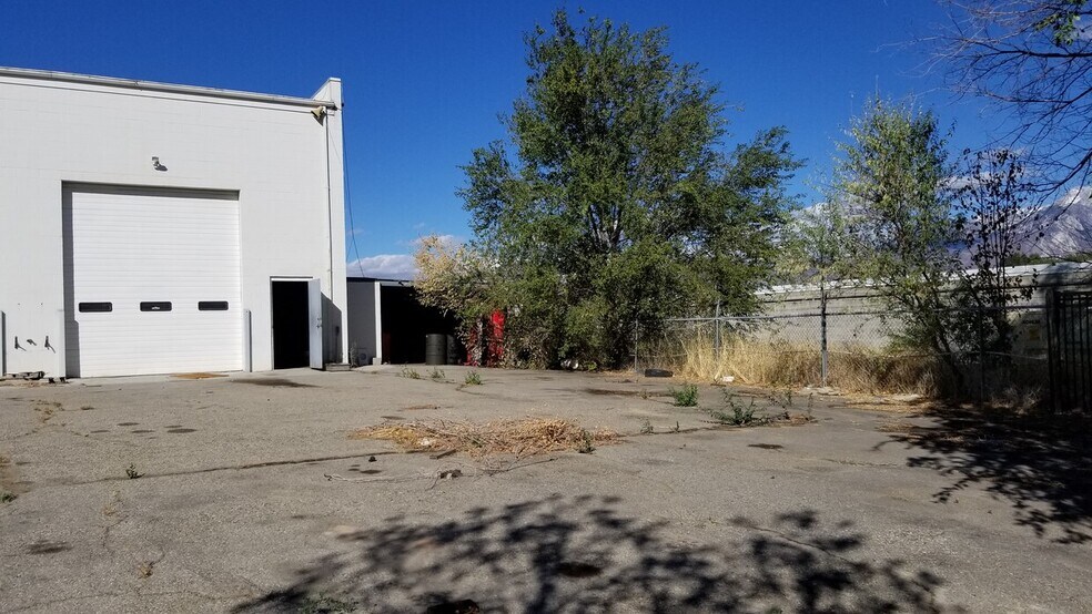 More Photos Of 12541 Minuteman Dr, Draper Auto Repair For Sale