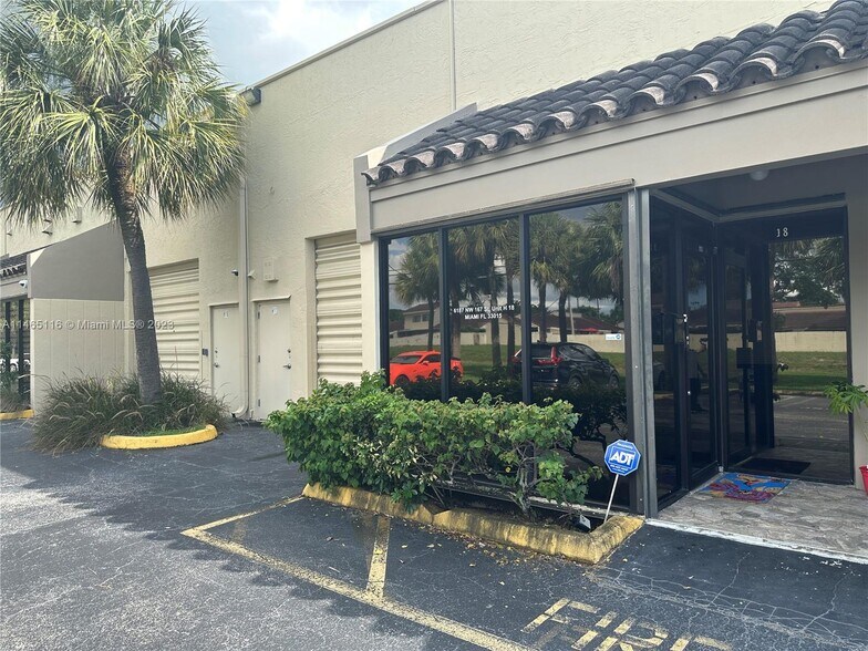 More Photos Of 6187 NW 167th St, Miami Lakes Office For Sale