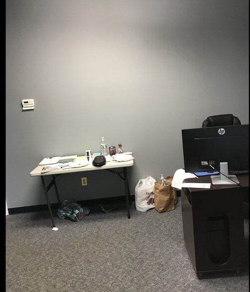 More Photos Of 55 N County Line Rd, Jackson Office For Lease