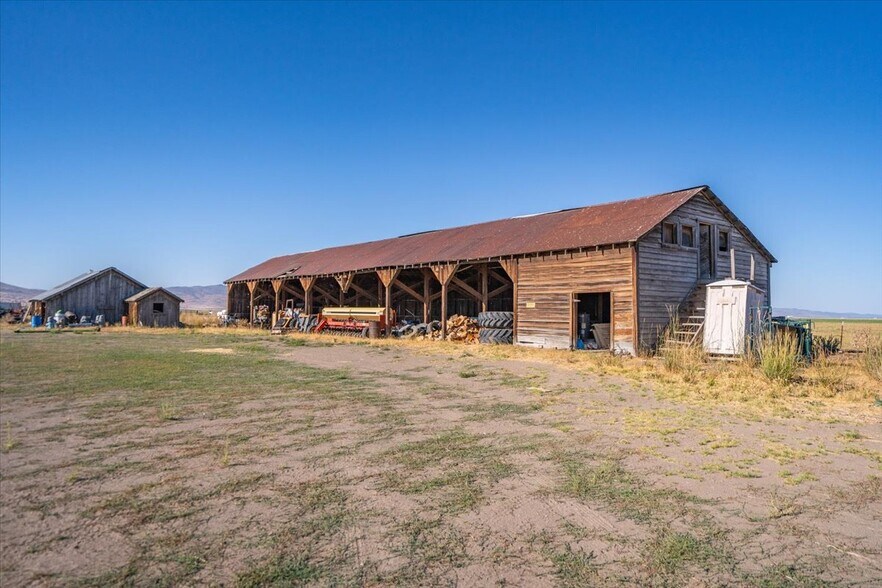 More Photos Of 650 Tuledad Rd, Ravendale Land For Sale