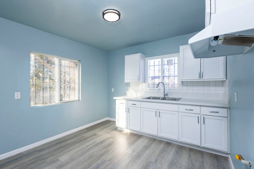 More Photos Of 1230 S Wilmington Ave, Compton Apartments For Sale