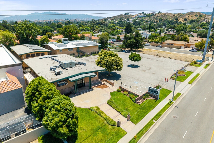 Primary Photo Of 25222 Wiley Canyon Rd, Santa Clarita Specialty For Sale