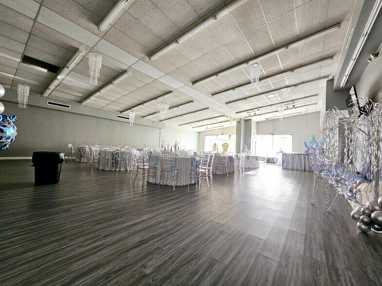 More Photos Of 1325 Camp Jackson Rd, Cahokia Freestanding For Sale