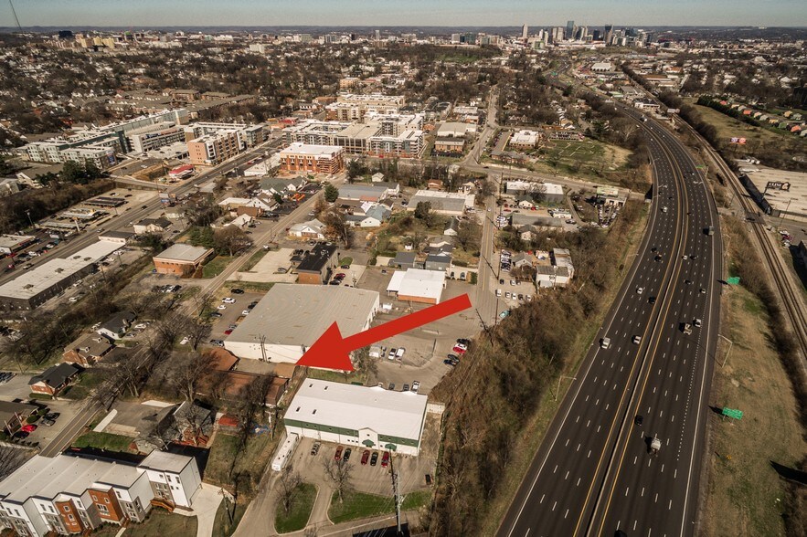 More Photos Of 2714 Westwood Dr, Nashville Office Residential For Lease