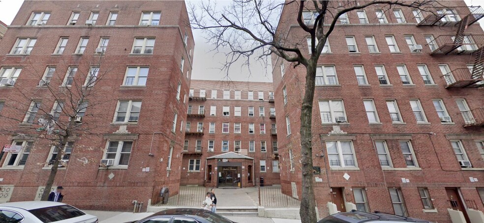 Primary Photo Of 1265 Walton Ave, Bronx Apartments For Sale