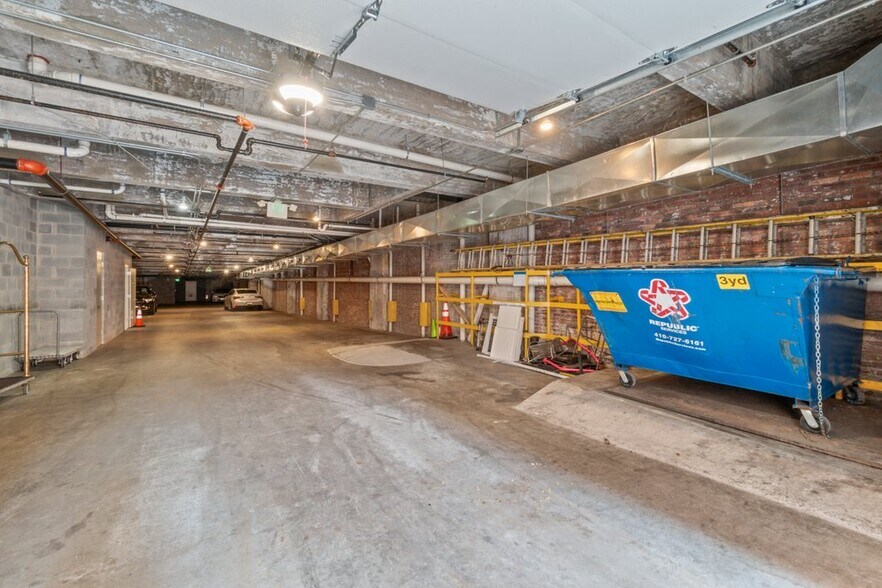 More Photos Of 311-313 W Baltimore St, Baltimore Apartments For Sale