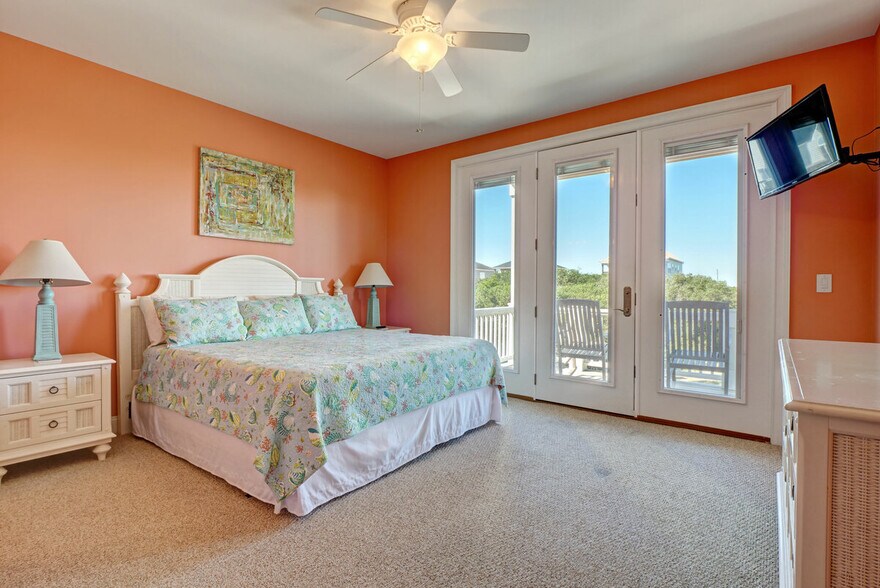 More Photos Of 2068 New River Inlet Rd, North Topsail Beach Apartments For Sale