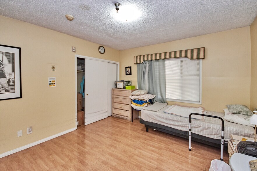 More Photos Of 528 Howard St, Alhambra Assisted Living For Sale