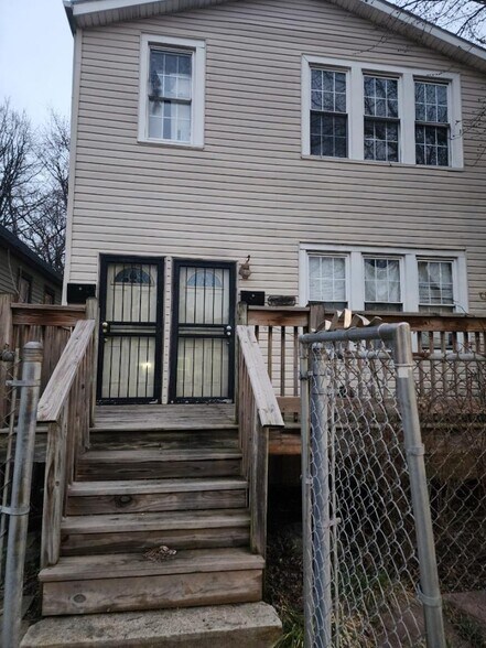 Primary Photo Of 10925 S State St, Chicago Apartments For Sale