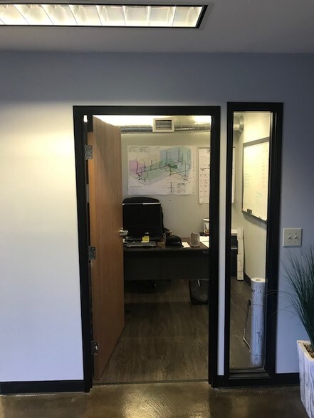 More Photos Of 3700 N Industry Ave, Lakewood Research And Development For Lease