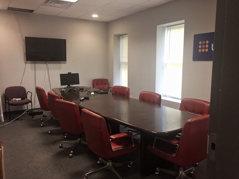 More Photos Of 351-353 Broadway, Troy Storefront Retail Office For Lease