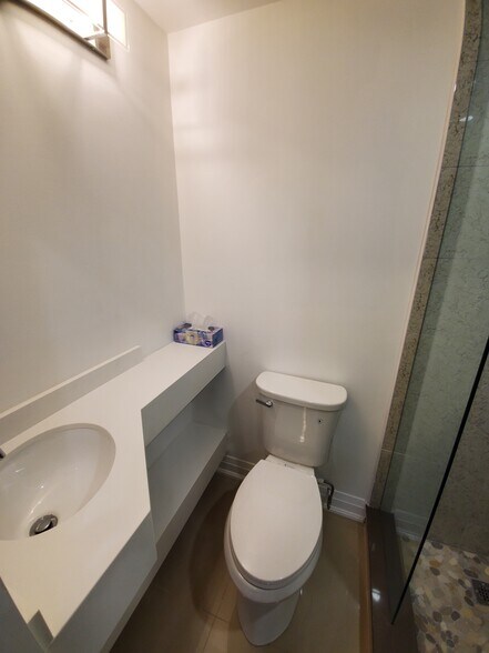 More Photos Of 195 Harbord St, Toronto Storefront Retail Residential For Sale
