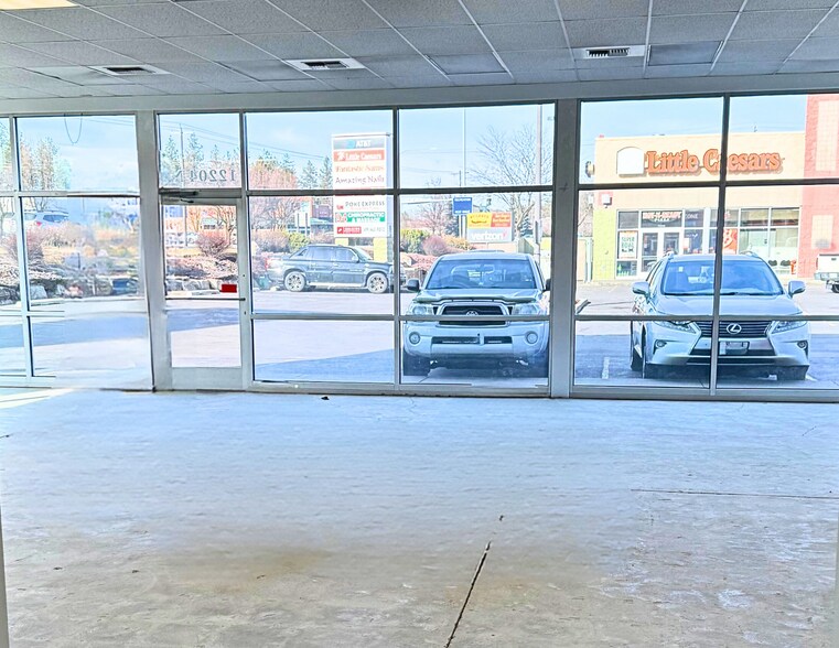 More Photos Of 12204 N Division St, Spokane General Retail For Lease