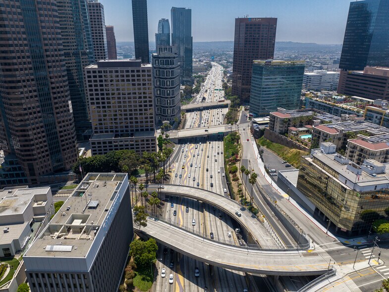 More Photos Of 915 Wilshire Blvd, Los Angeles Office For Lease