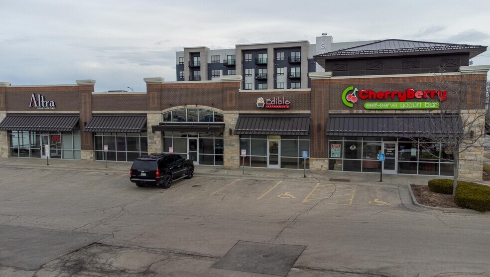 More Photos Of 123 16th Ave SW, Rochester General Retail For Lease