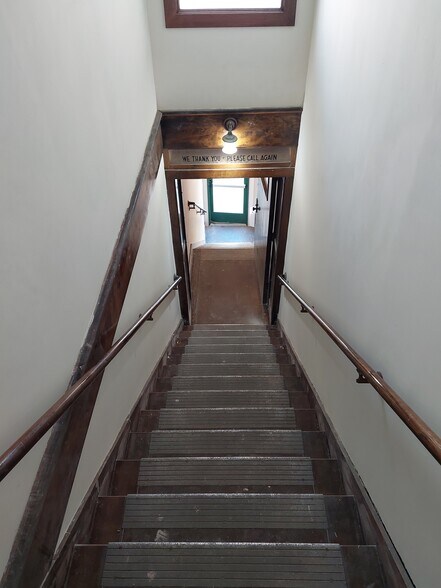 More Photos Of 207-211 E Main St, Watertown Office For Lease