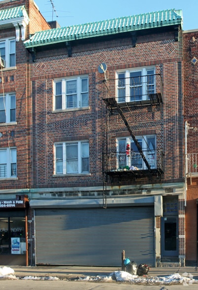 More Photos Of 55 Mt Vernon Ave, Mount Vernon Storefront Retail Residential For Lease