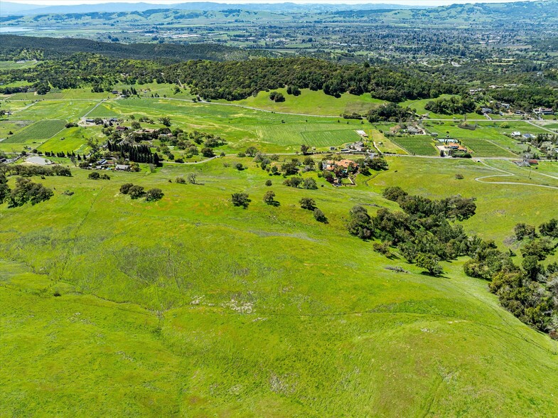 Primary Photo Of 4500 Lovall Valley Loop Rd, Sonoma Land For Sale