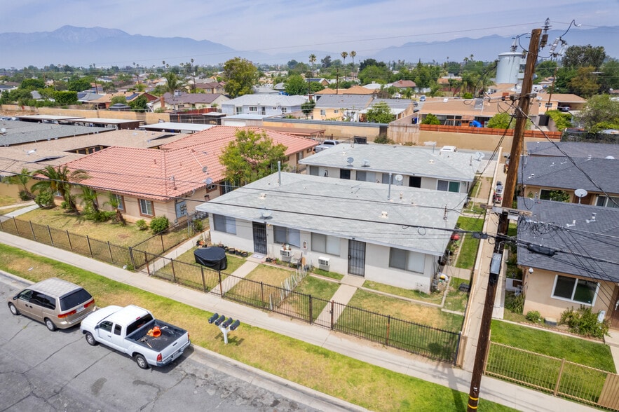 More Photos Of 412 W Ramona Dr, Rialto Multifamily For Sale