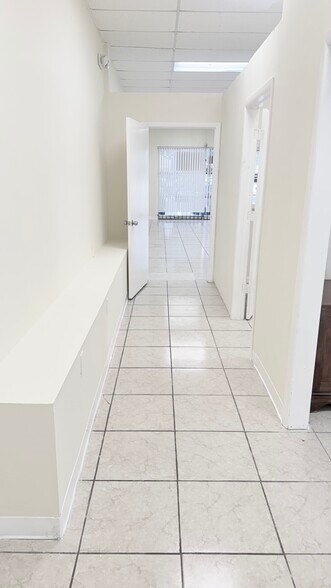 More Photos Of 251-399 S State Road 7, Margate Unknown For Lease