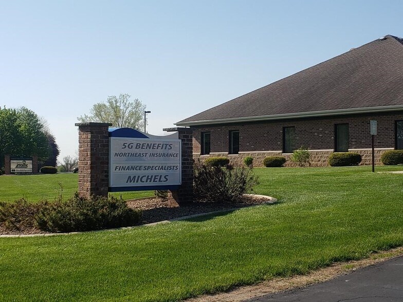 More Photos Of 1345A North Rd, Green Bay Medical For Lease