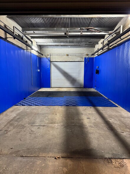 More Photos Of 102 S Fair St, Calhoun Carwash For Sale