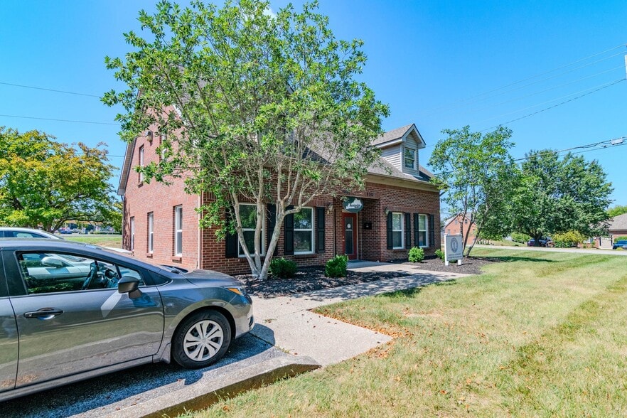 More Photos Of 100-102 Consumer Ln, Frankfort Office For Sale