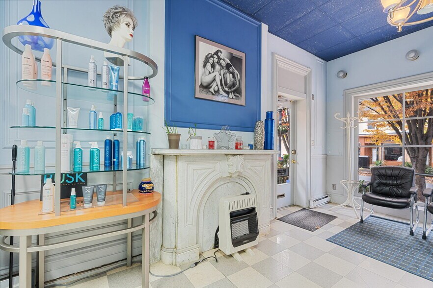 More Photos Of 962 W Hamilton St, Allentown Storefront Retail Residential For Lease