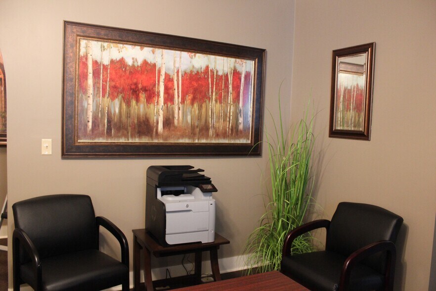 More Photos Of 1292 N Highland Ave, Jackson Office Residential For Lease