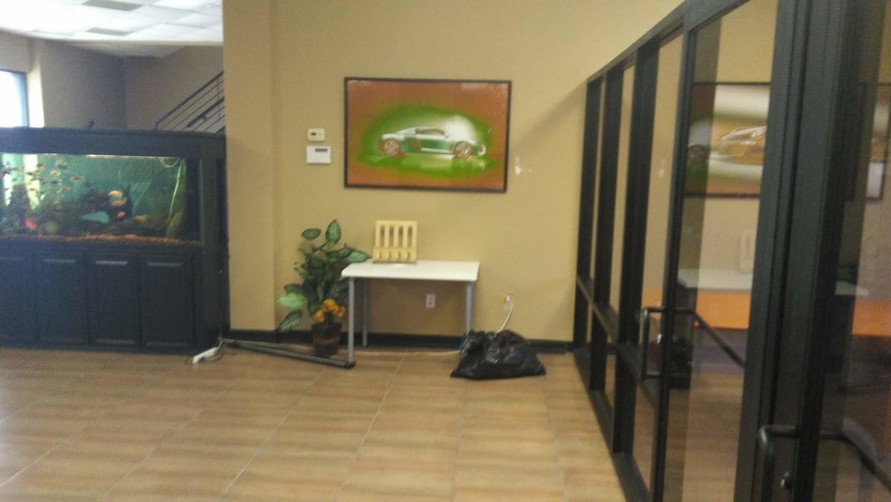 More Photos Of 15455 Kuykendahl Rd, Houston Auto Dealership For Sale