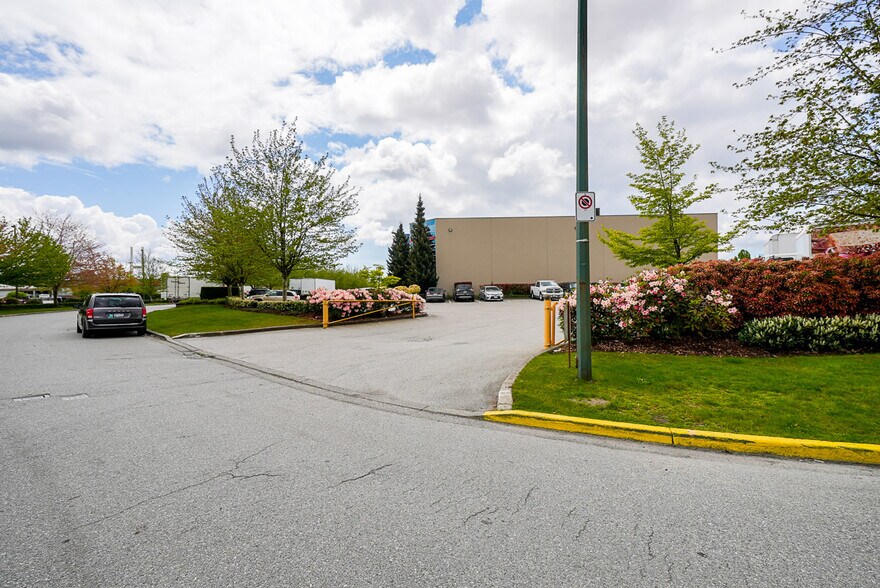 More Photos Of 766 Cliveden Pl, Delta Warehouse For Lease