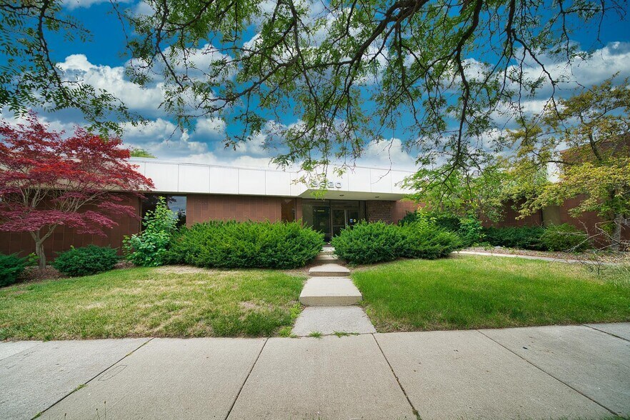More Photos Of 3620 Biddle Ave, Wyandotte Medical For Sale