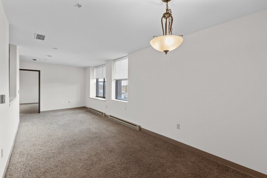 More Photos Of 1120 E Parkway Ave, Oshkosh Multifamily For Sale