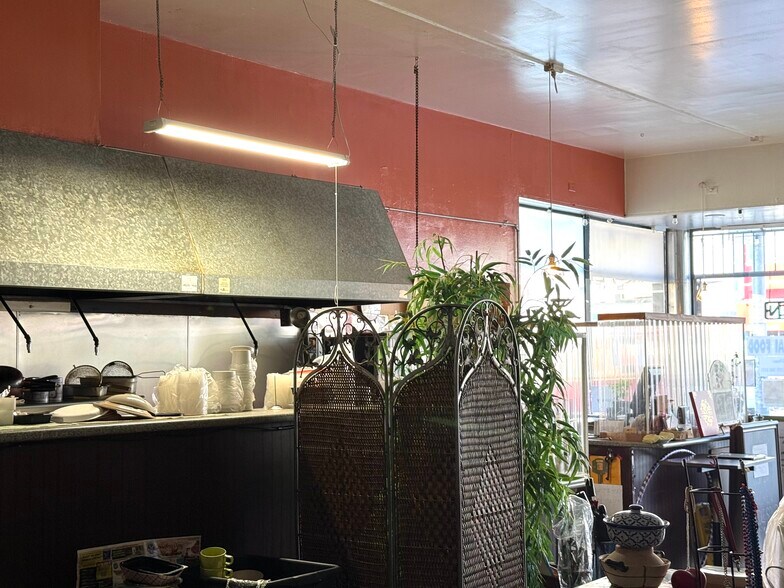 More Photos Of 4442 Mission St, San Francisco Storefront Retail Office For Sale