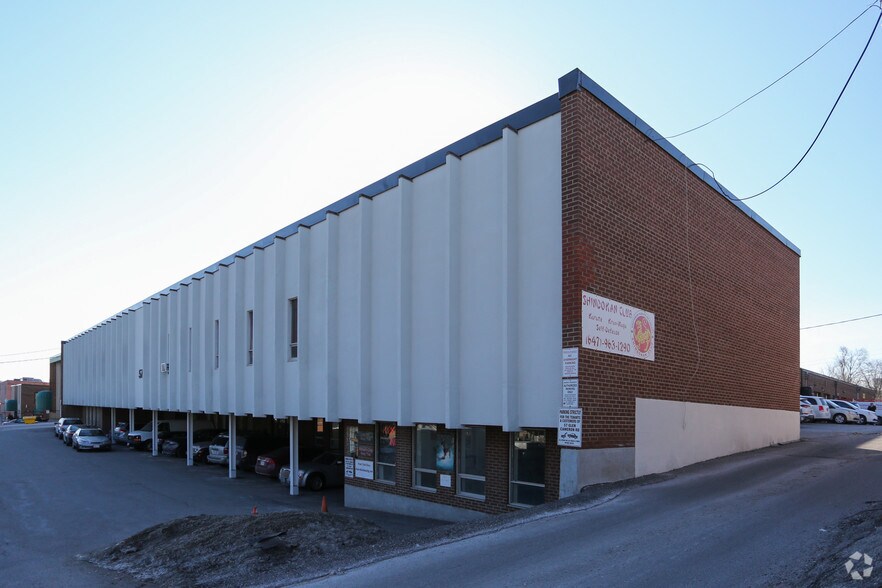 More Photos Of 57 Glen Cameron Rd, Markham Flex For Lease