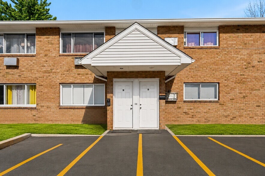 More Photos Of 79 Yaun Ave, Liberty Apartments For Sale