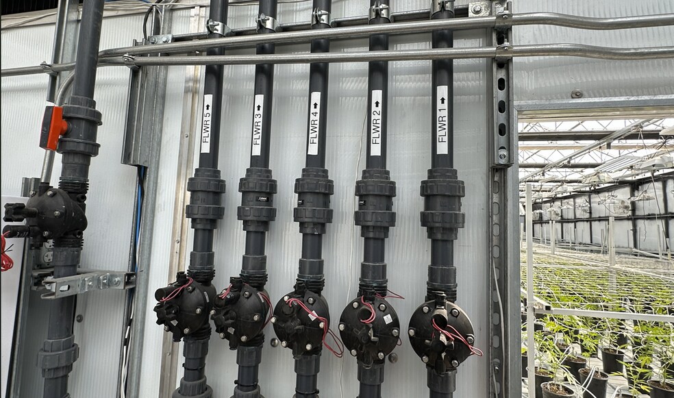 More Photos Of 16556 Beaver Rd, Adelanto Specialty For Sale