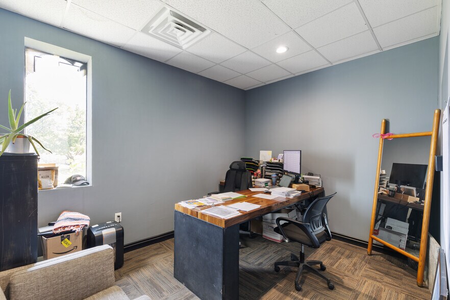 More Photos Of 8777 Governors Row, Dallas Distribution For Sale