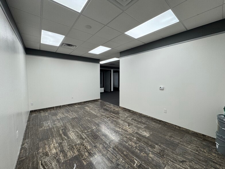 More Photos Of 2760-2764 Lake Sahara Dr, Las Vegas Medical For Lease