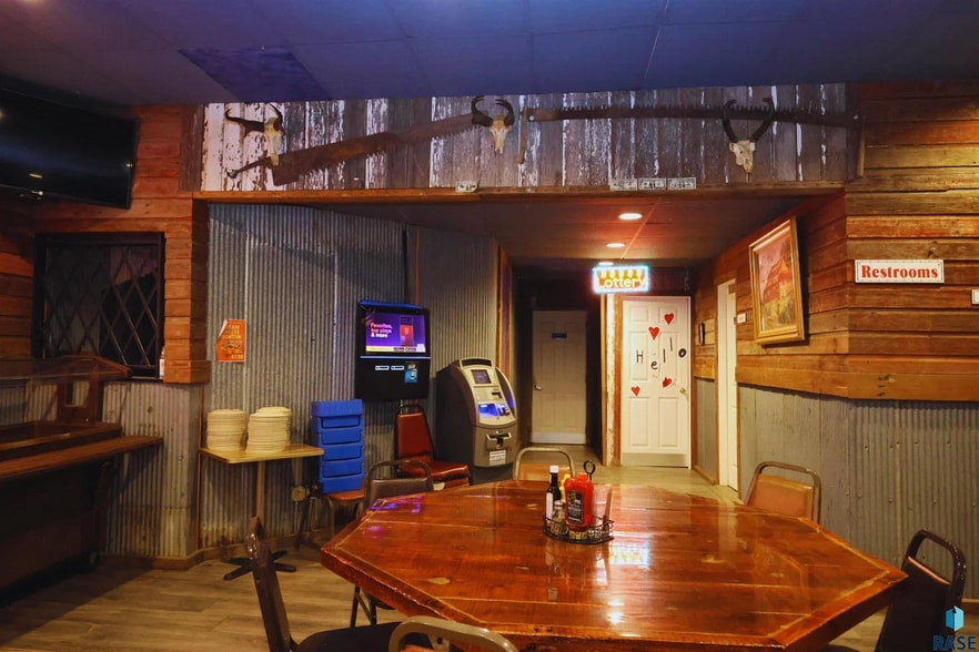 More Photos Of 120 Main St, Carthage Restaurant For Sale