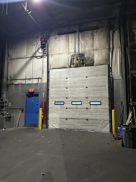 More Photos Of 1011 Veterans St, Mauston Manufacturing For Sale