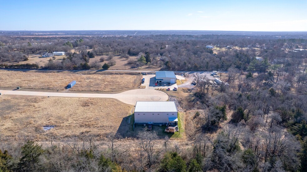 More Photos Of 6679 Prosper Rd, Edmond Showroom For Lease