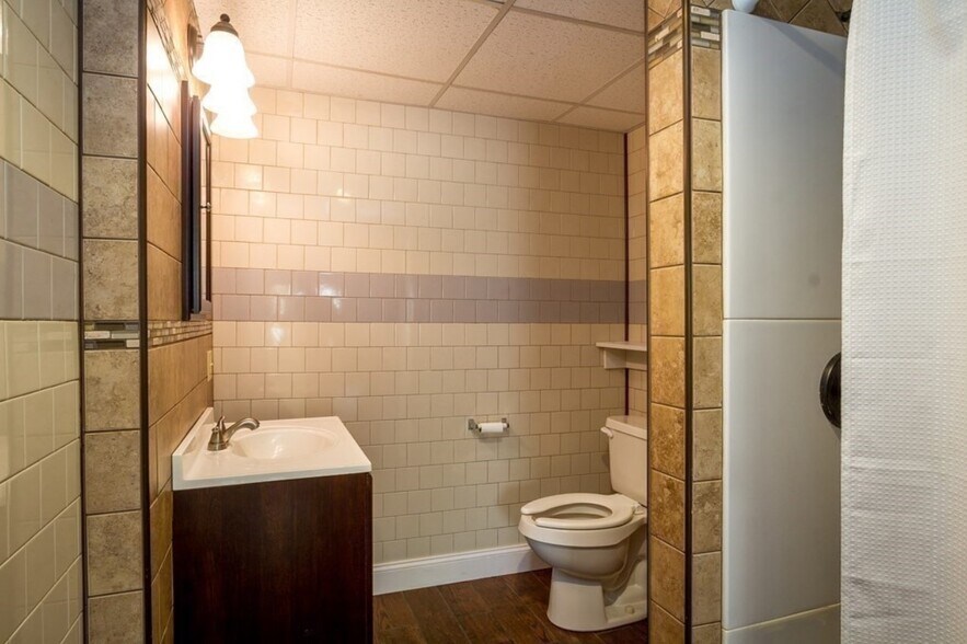 More Photos Of 87 Winthrop St, Rehoboth Storefront Retail Residential For Sale