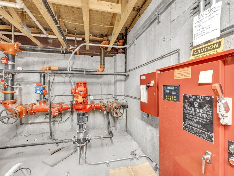 More Photos Of 39 Nott Hwy, Ashford Unknown For Lease