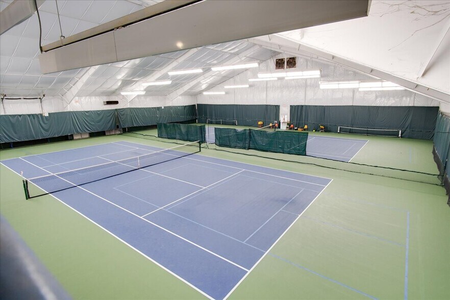 More Photos Of 5216 Renn Rd, Frederick Flex For Sale