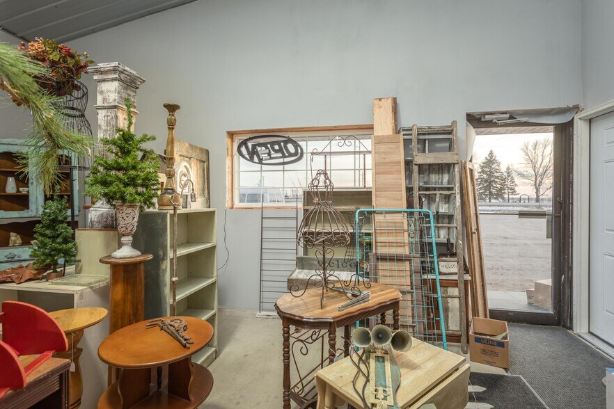 More Photos Of 815 E 1st Ave, Osakis Flex For Lease