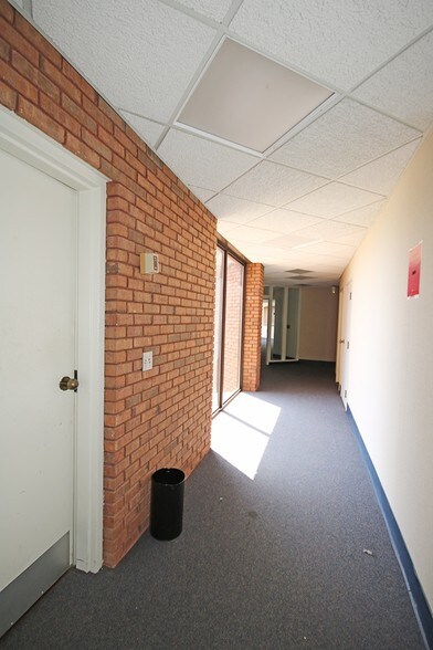 More Photos Of 1444 Watson Blvd, Warner Robins Office For Lease