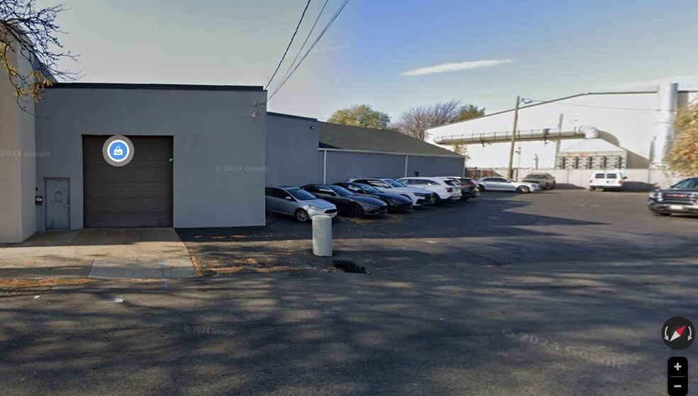 Primary Photo Of 647 River St, Paterson Warehouse For Lease